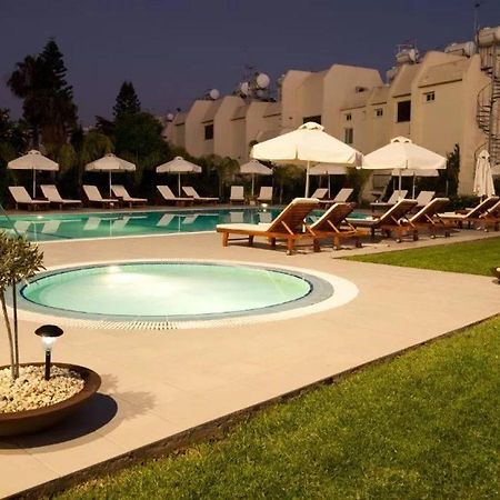 Frixos Suites Hotel Apts Voroklini Ngoại thất bức ảnh