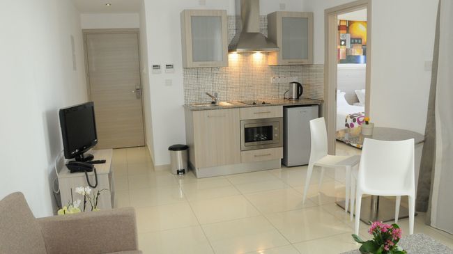 Frixos Suites Hotel Apts Voroklini Logo bức ảnh